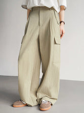 Dazy-Less Women Loose Straight-Leg Cargo Style Pants With Big Pockets